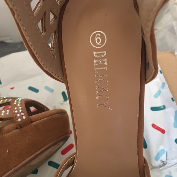 Velvet heels - Picture 7 of 8